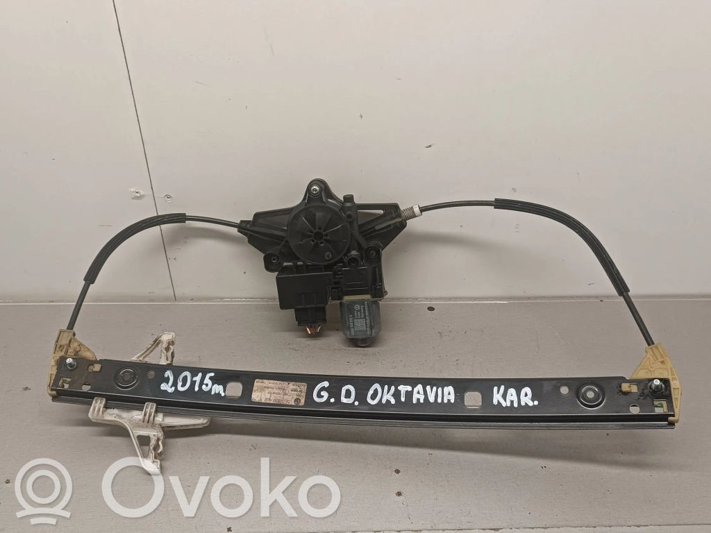 Elektryczny podnośnik szyby drzwi tylnych   5E0839462,04102013,7100105,1021C05539101