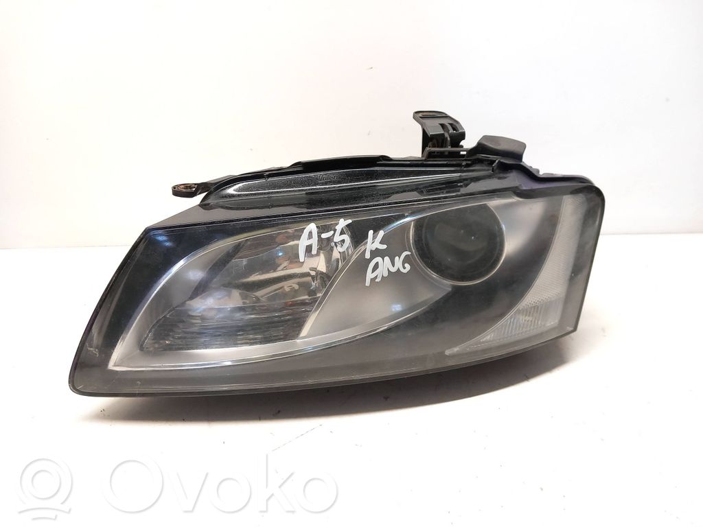 Audi A5 8T 8F Lampa przednia 