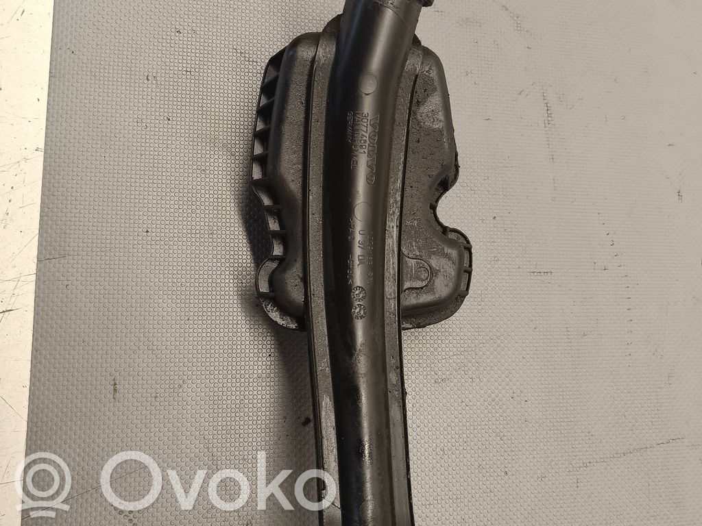 Volvo XC60 Įsiurbimo rezonatorius 