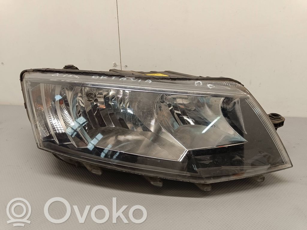 Skoda Octavia Mk3 (5E) Scheinwerfer 