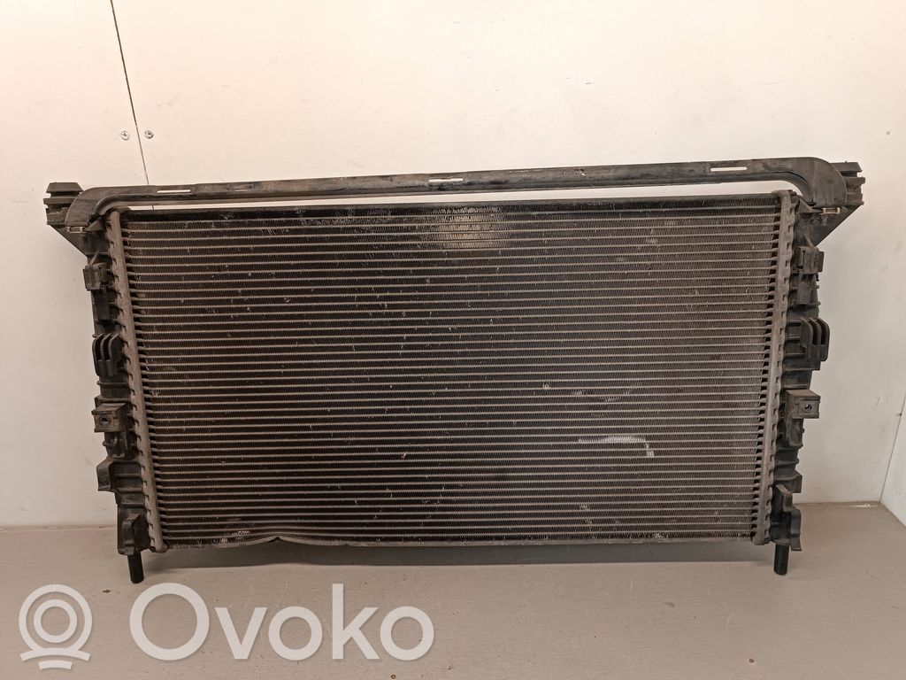 Volvo V40 Coolant radiator 