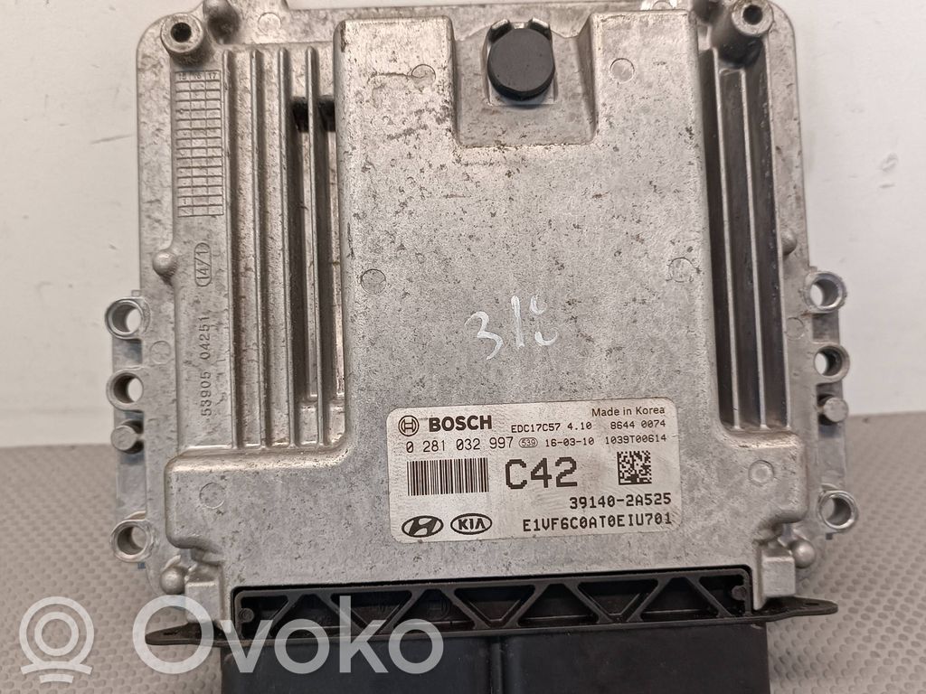 Engine control unit/module   0281032997,EDC17C57,391402A525