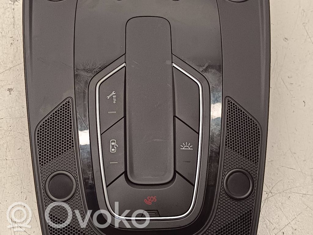 Audi A5 Etuistuimen valo 