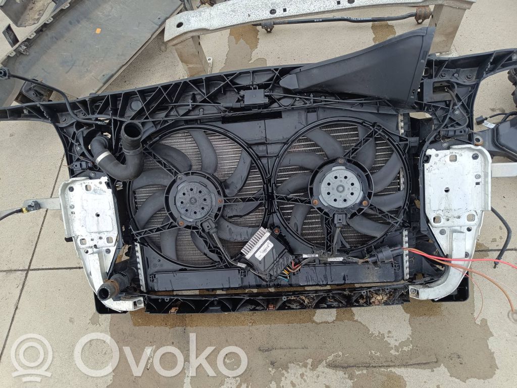 Audi A6 C7 Radiatoru panelis 