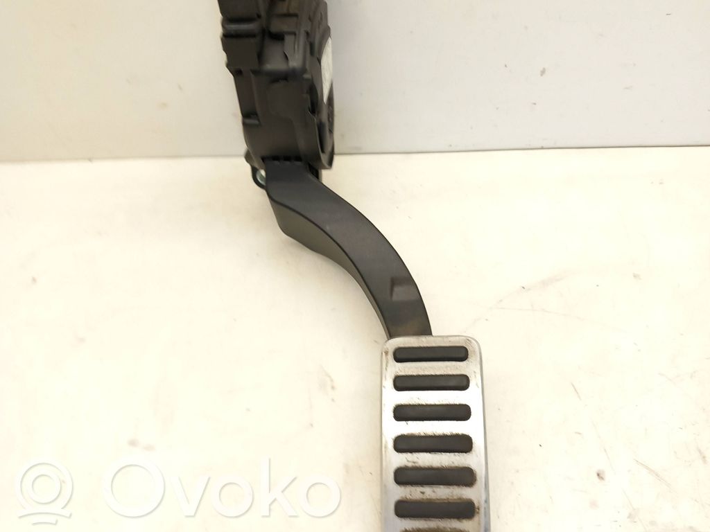 Volvo XC60 Pedał gazu / przyspieszenia 