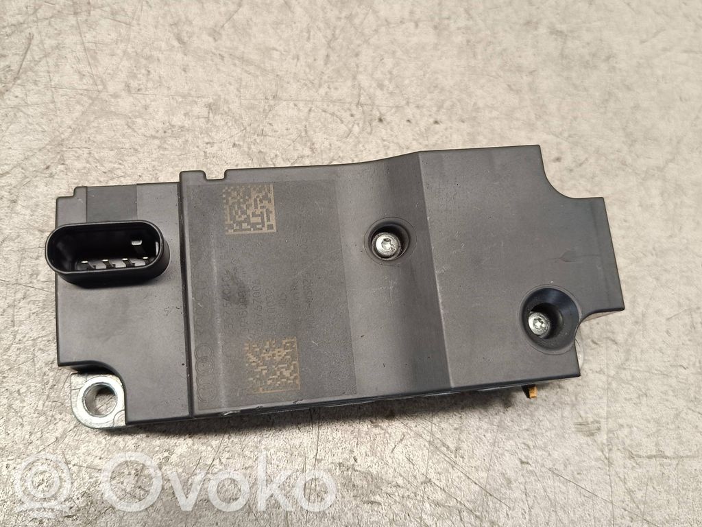 Audi A4 S4 B9 Vairo užraktas 