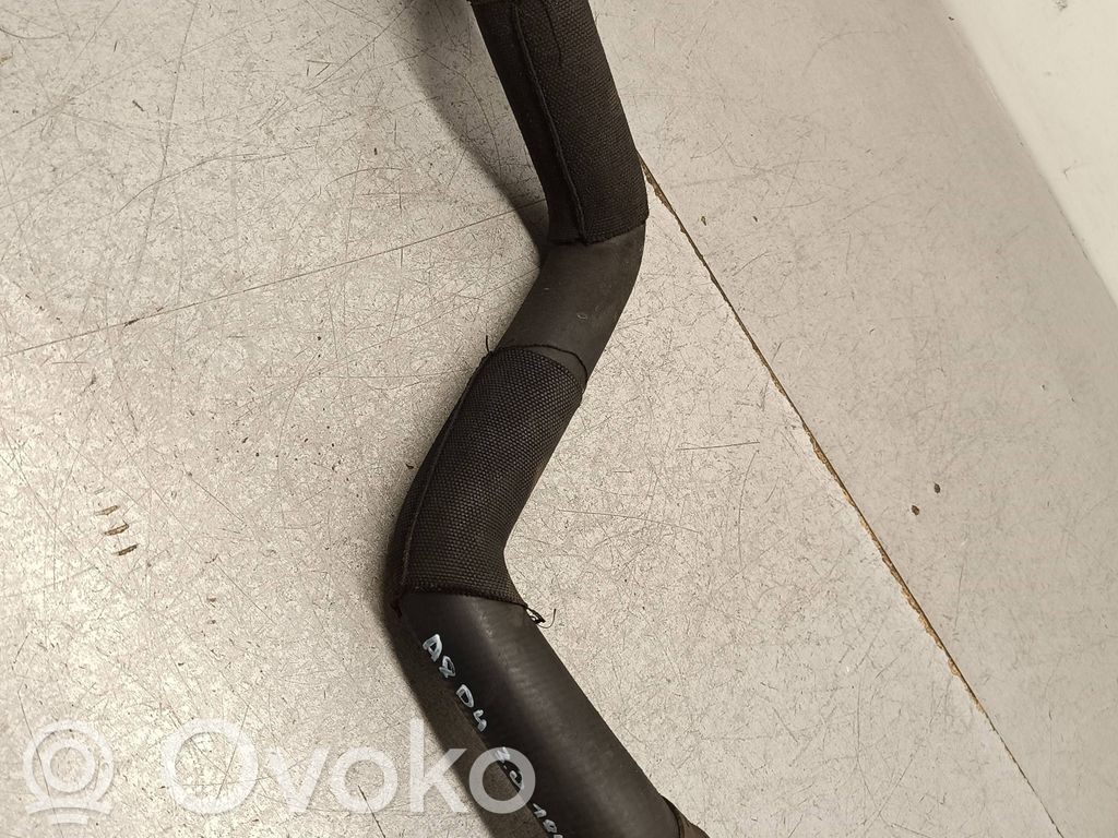 Audi A8 S8 D4 4H Engine coolant pipe/hose 