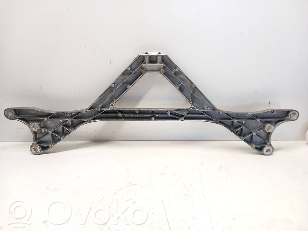 Audi A8 S8 D4 4H Kita variklio skyriaus detalė 