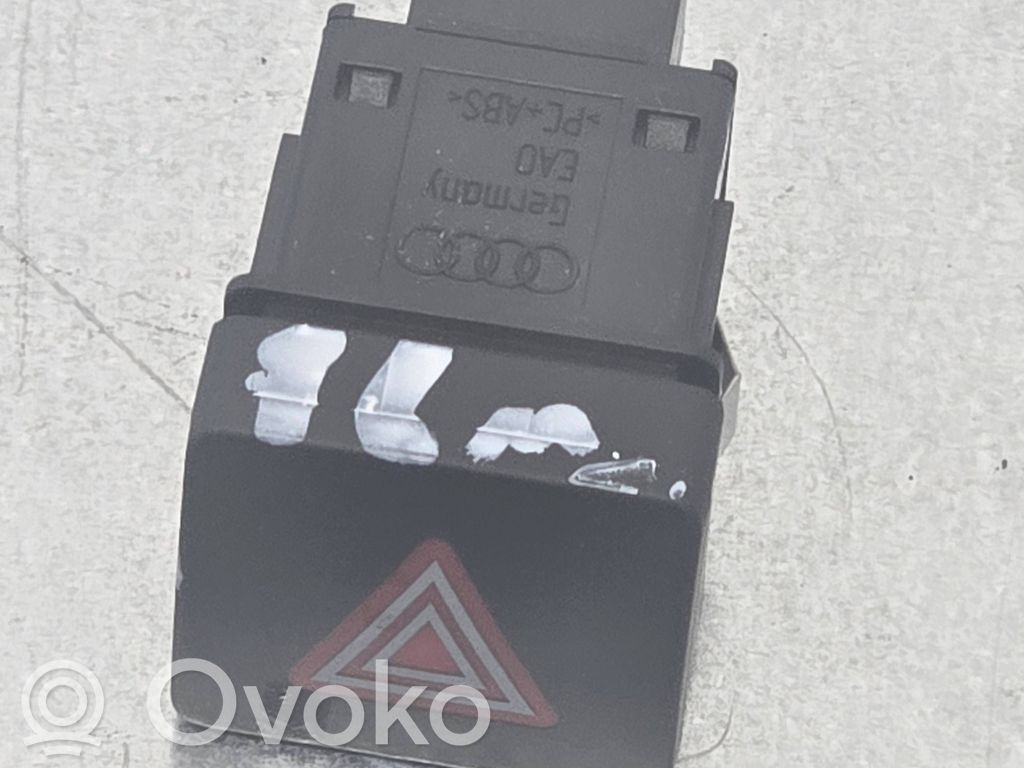 Audi A4 S4 B9 Botón interruptor de luz de peligro 