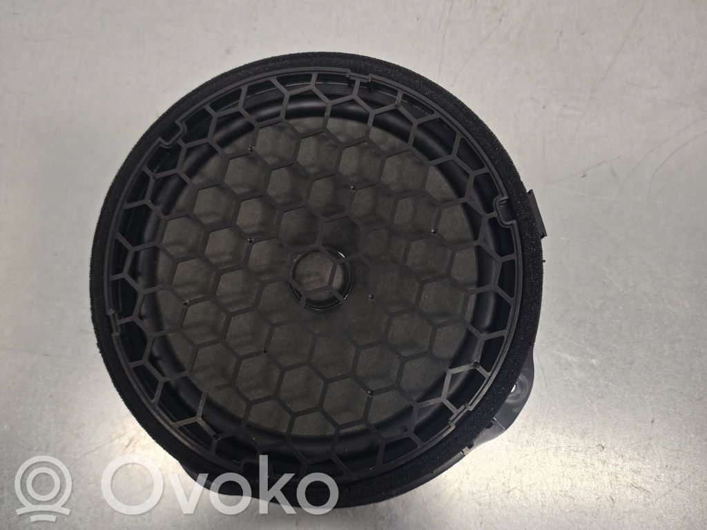 Audi Q3 8U Rear door speaker 