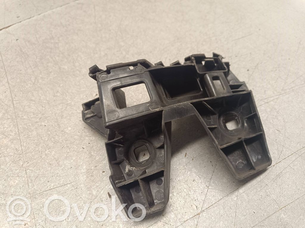 Volkswagen PASSAT B8 Suport montare bară spate 