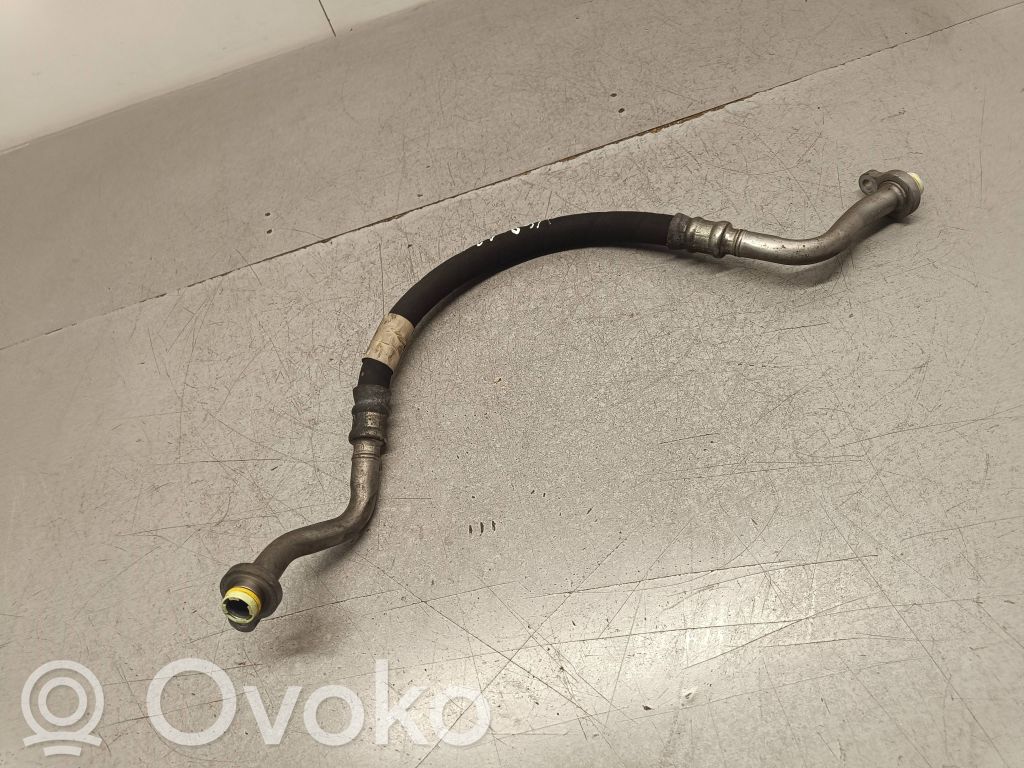 Volvo V60 Ilmastointilaitteen putki (A/C) 