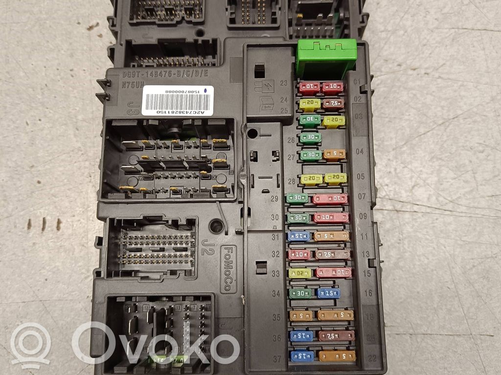 Ford Mondeo MK V Sulakemoduuli 