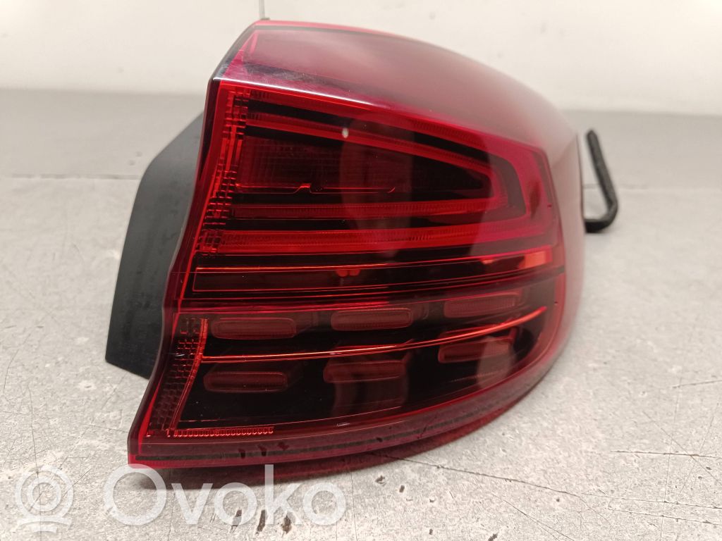 Rear/tail lights   0B15BB12,0R15RR12,92402J7150,R0090R150056855