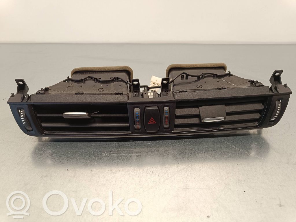 BMW X5 F15 Dysze / Kratki środkowego nawiewu deski rozdzielczej 