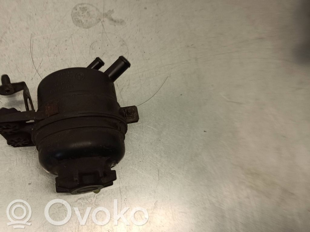 BMW X1 E84 Power steering fluid tank/reservoir 