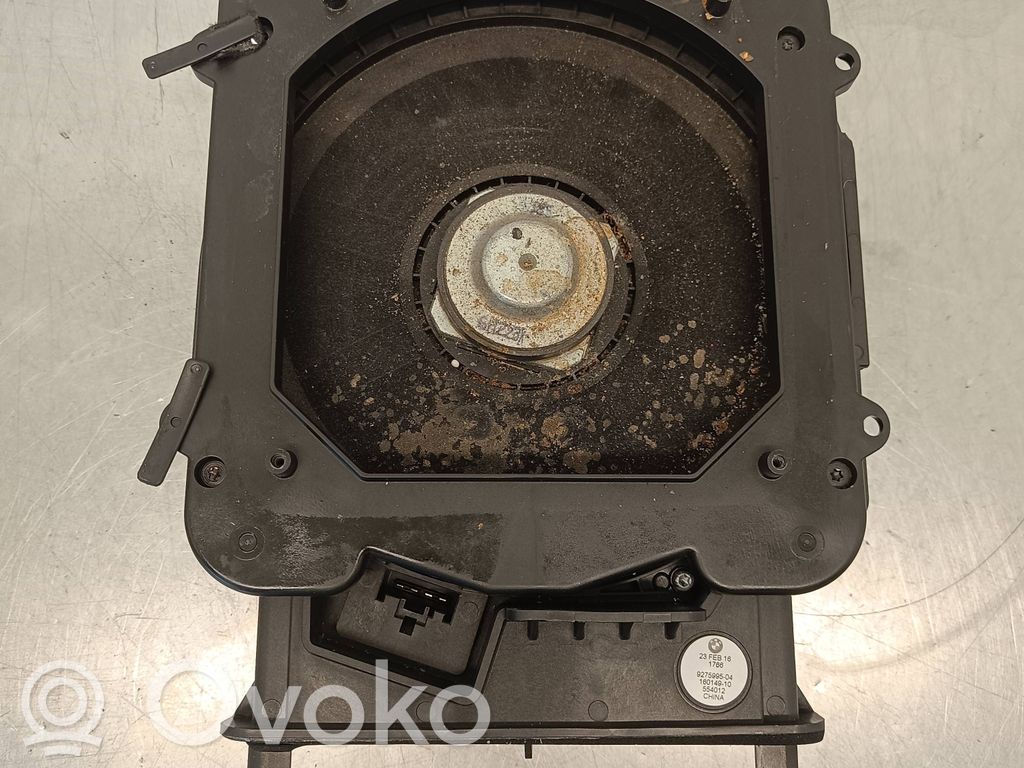 BMW 2 F46 Głośnik niskotonowy 