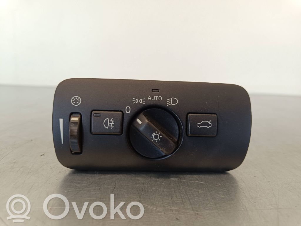 Volvo V40 Light switch 