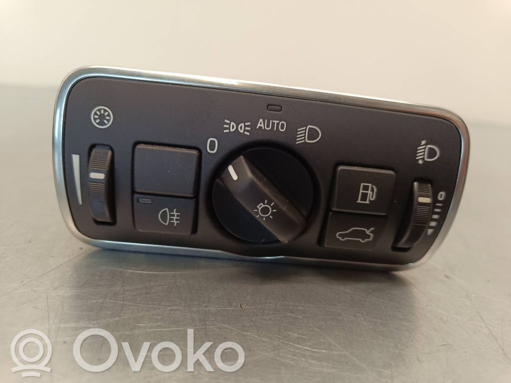 Volvo XC60 Light switch 