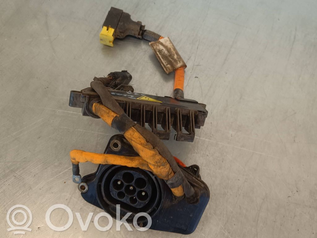 Volvo V60 Electric car charge socket 