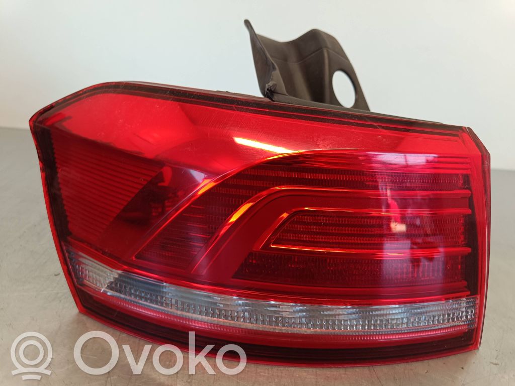 Lampa tylna   S102,P1Y02,2R013928