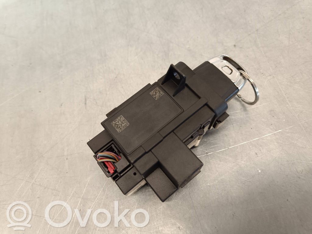 Audi A4 S4 B8 8K Virtalukko 