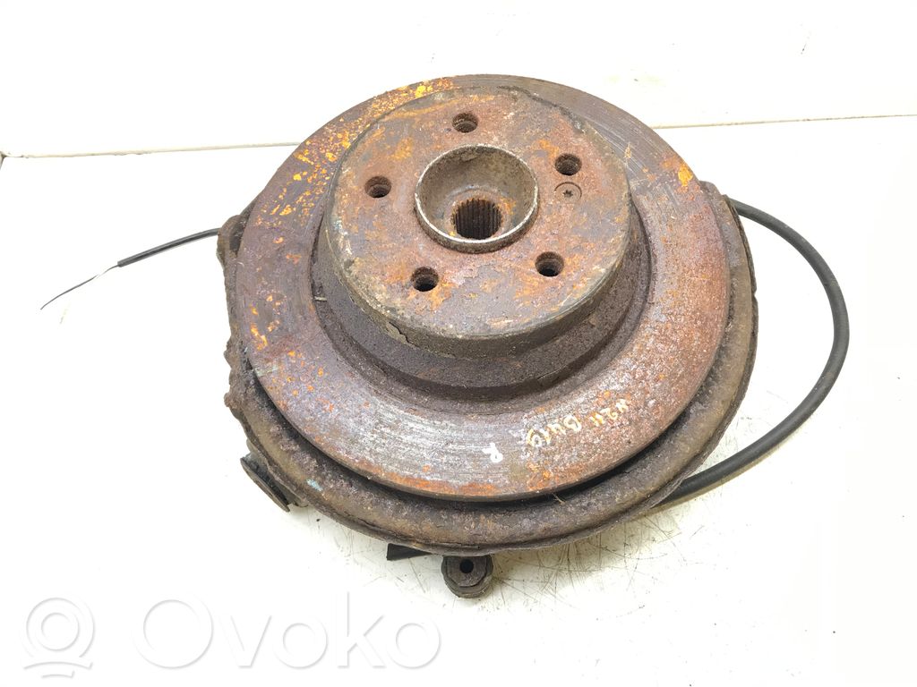 Cubo de rueda trasera   B419