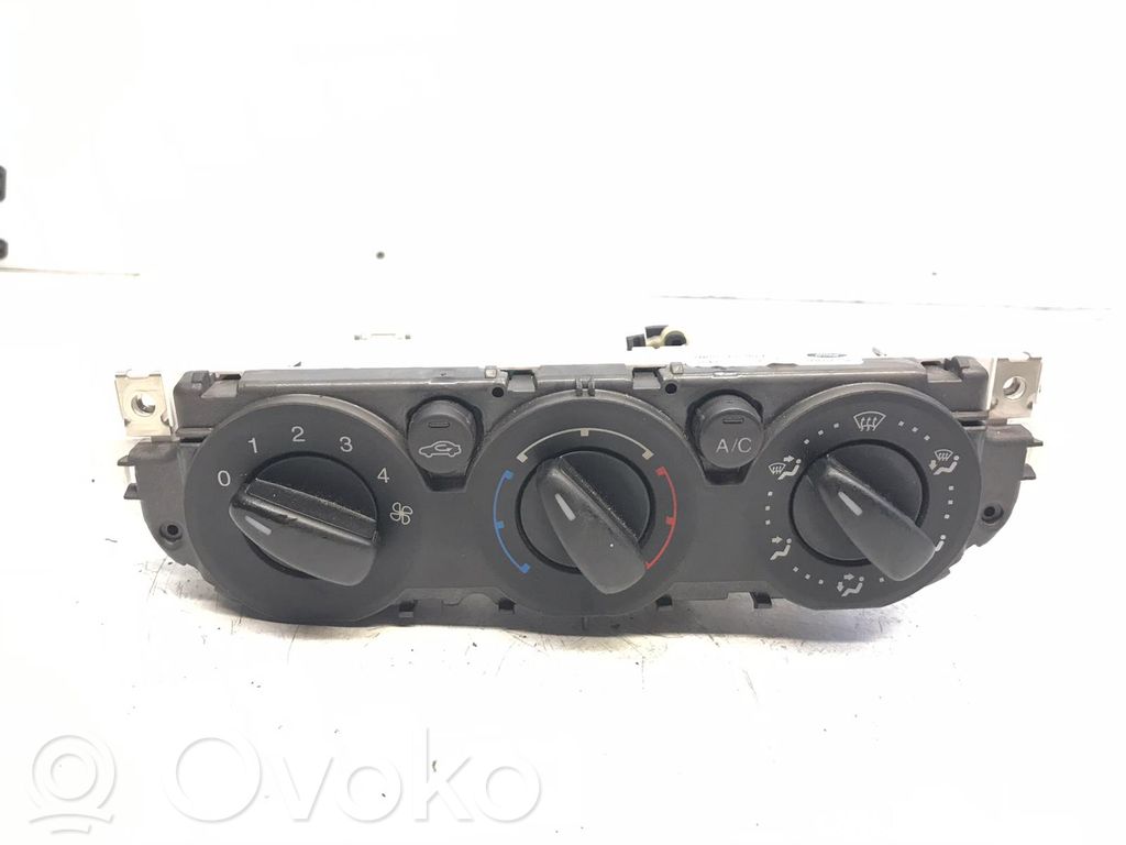 Ford Focus Gaisa kondicioniera / klimata kontroles / salona apsildes vadības bloks (salonā) 