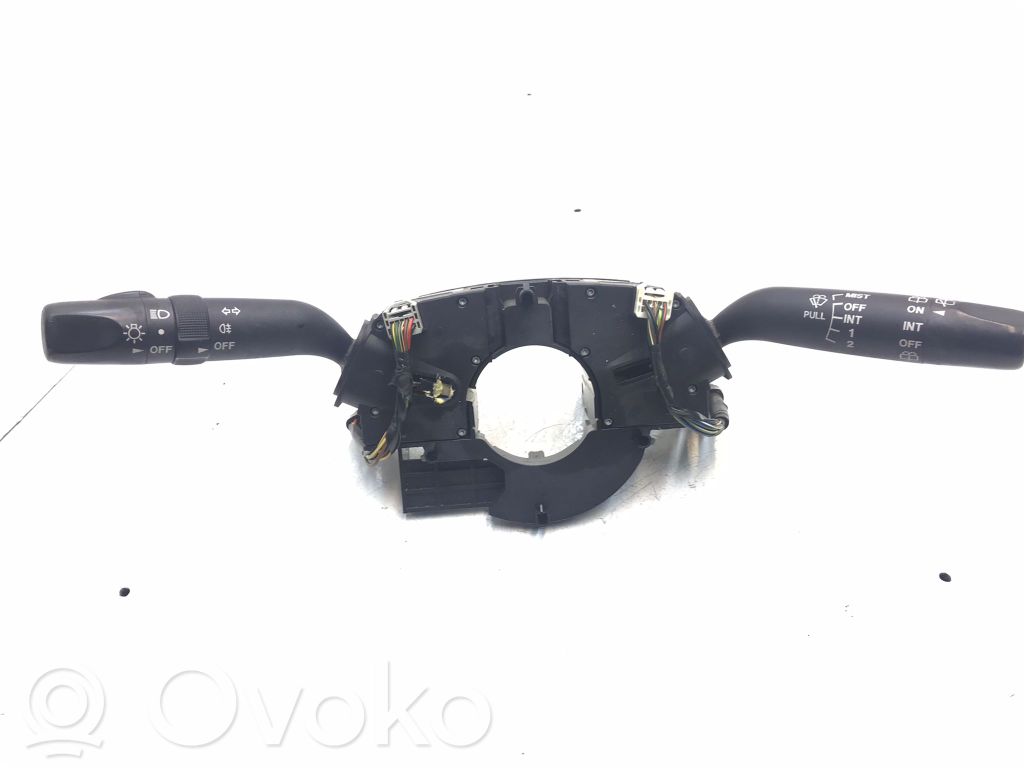 Mazda 2 Commodo, commande essuie-glace/phare 