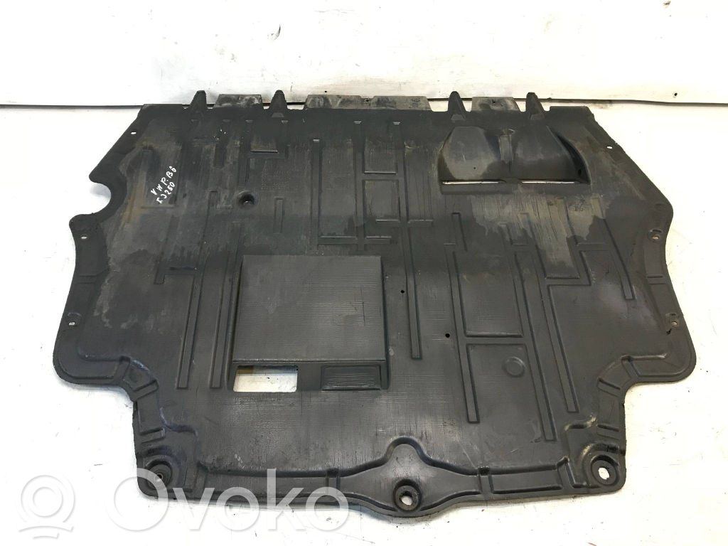 Volkswagen PASSAT B6 Engine splash shield/under tray 