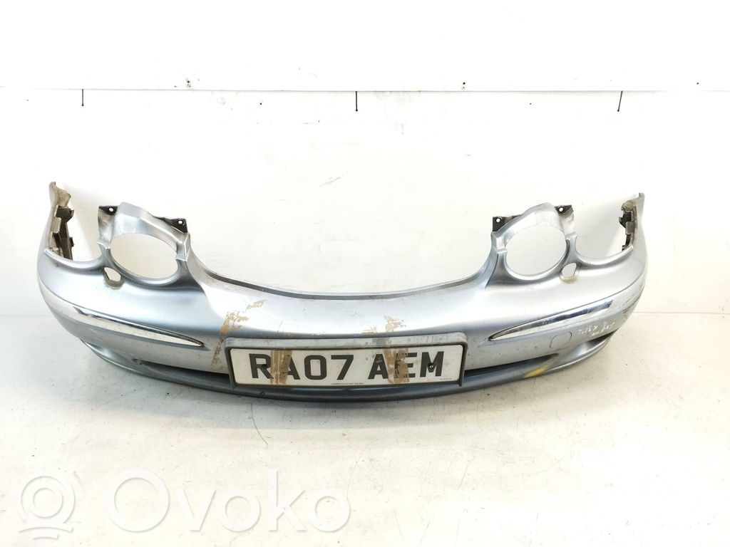Front bumper   K3792