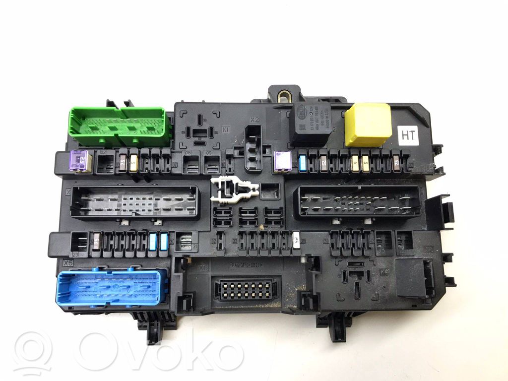 Opel Astra H Drošinātāju bloks 