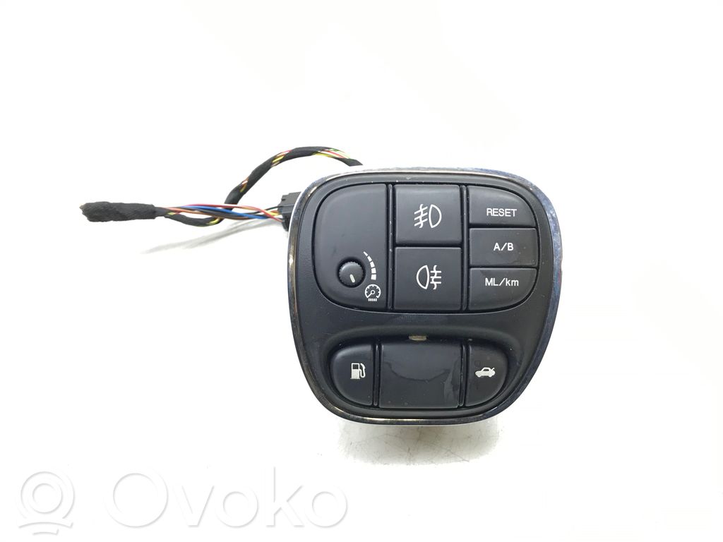 Jaguar XJ X350 Fog light switch 