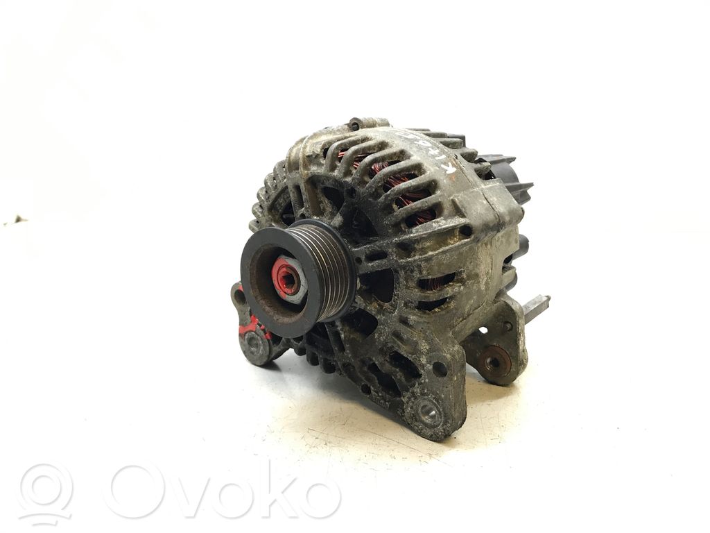 Volkswagen Golf V Generatorius 