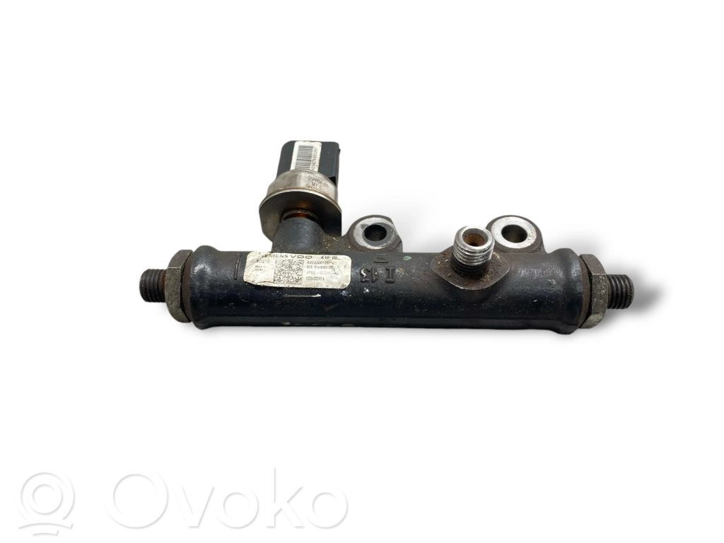 Land Rover Discovery 3 - LR3 Fuel main line pipe 