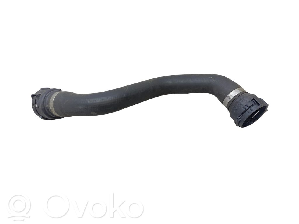BMW 3 F30 F35 F31 Moottorin vesijäähdytyksen putki/letku 