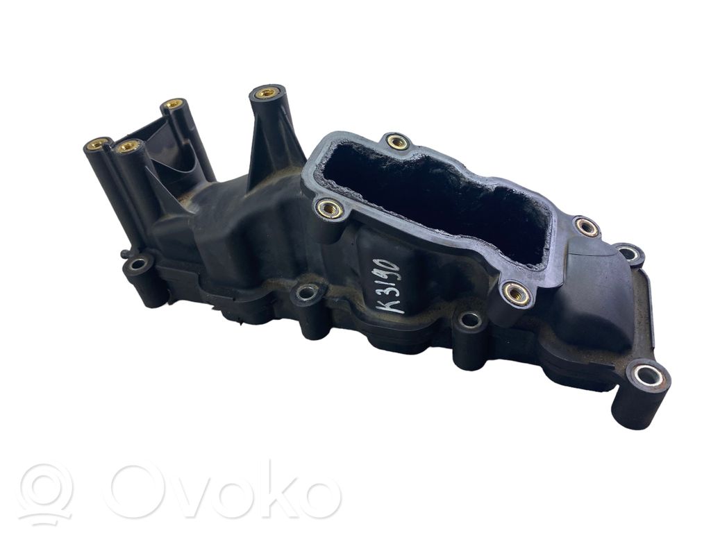 Audi A4 S4 B7 8E 8H Kolektor ssący 