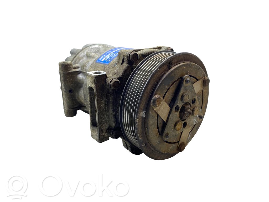 Volvo V50 Air conditioning (A/C) compressor (pump) 
