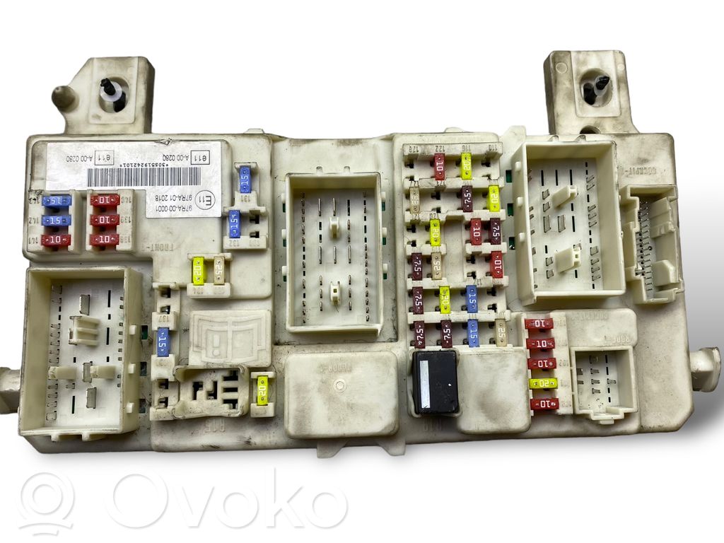 Ford C-MAX I Fuse module 