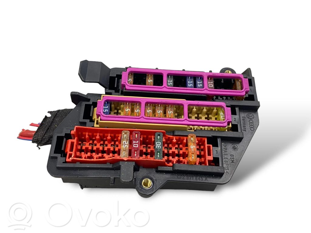 Audi A6 S6 C6 4F Módulo de fusible 
