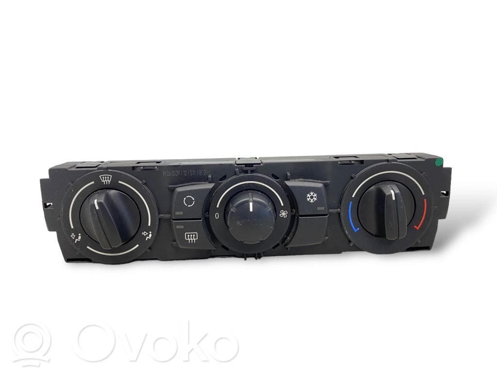 BMW 1 E82 E88 Climate control unit 