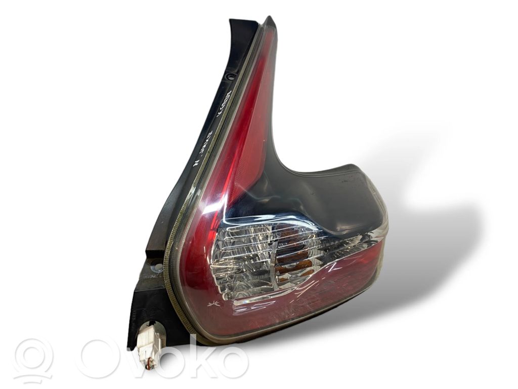 Nissan Juke I F15 Lampa tylna 