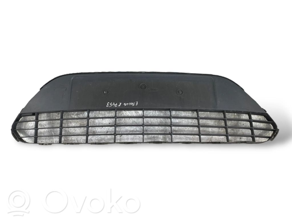 Ford Focus Front bumper lower grill 