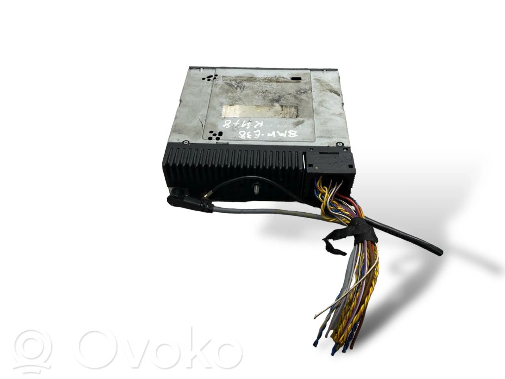 BMW 7 E38 Antenos stiprintuvas 