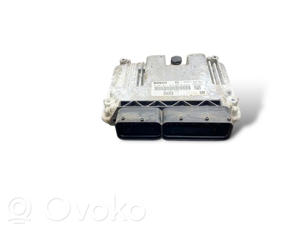 Opel Vectra C Engine control unit/module 