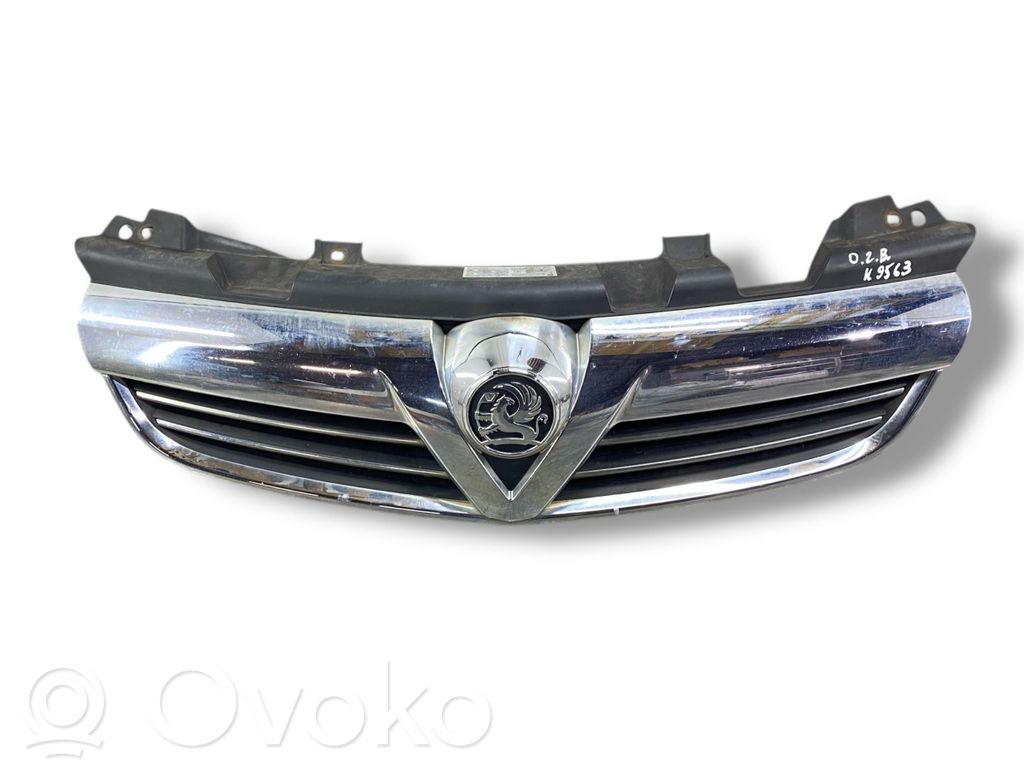 Opel Zafira B Front bumper upper radiator grill 