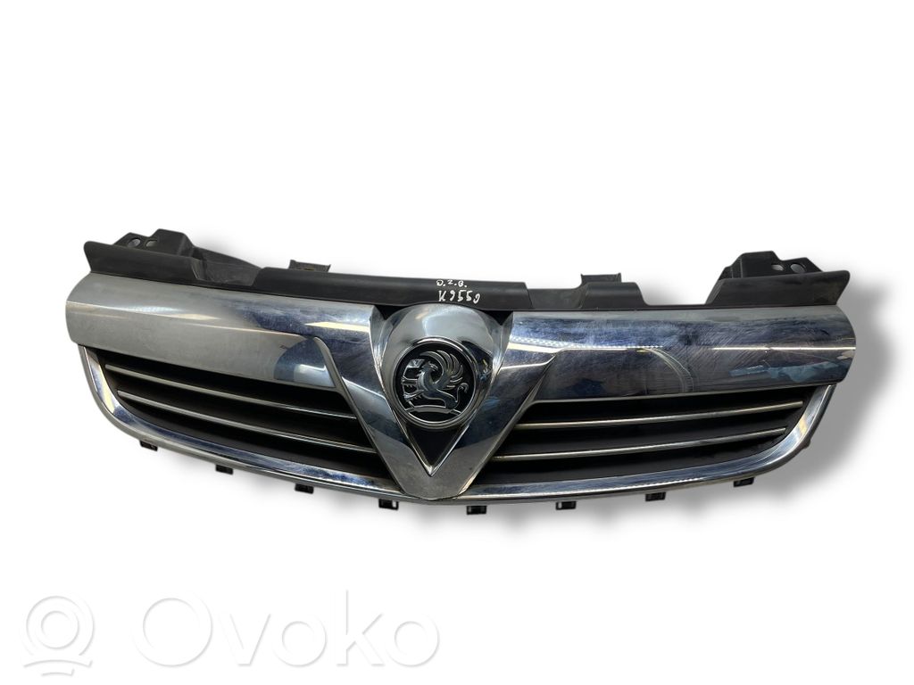 Opel Zafira B Front bumper upper radiator grill 