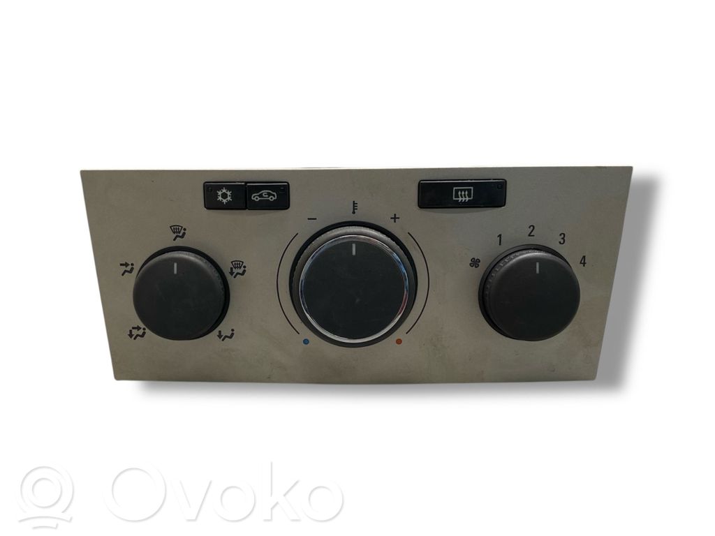 Opel Astra H Panel klimatyzacji 