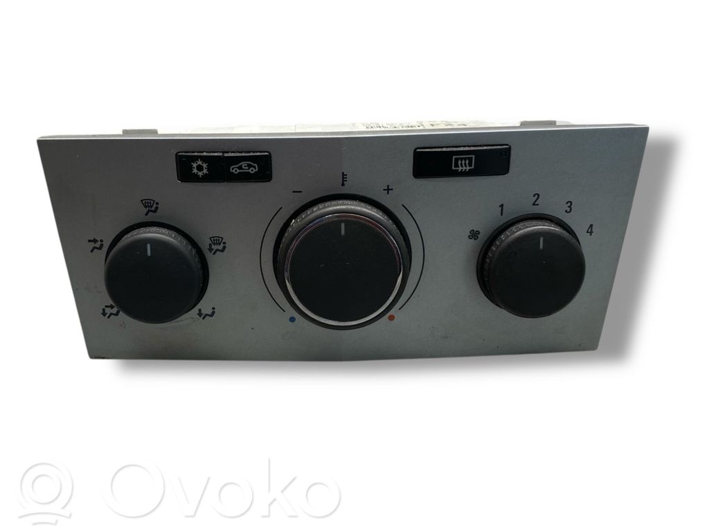 Opel Astra H Climate control unit 