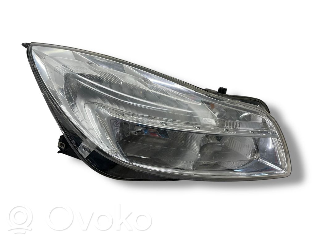 Opel Insignia A Lampa przednia 